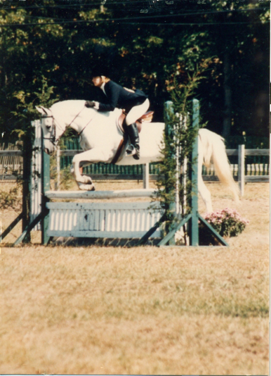 Vicki riding Mandy